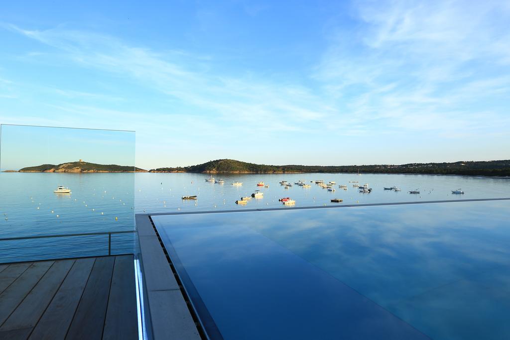Le Pinarello Hotel Sainte-Lucie de Porto-Vecchio Buitenkant foto