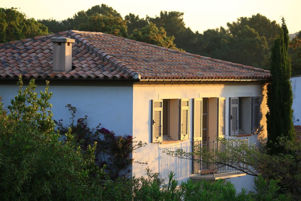 Le Pinarello Hotel Sainte-Lucie de Porto-Vecchio Buitenkant foto