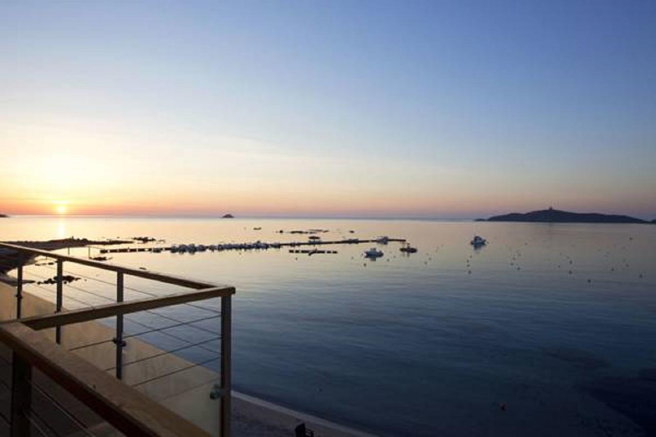 Le Pinarello Hotel Sainte-Lucie de Porto-Vecchio Buitenkant foto
